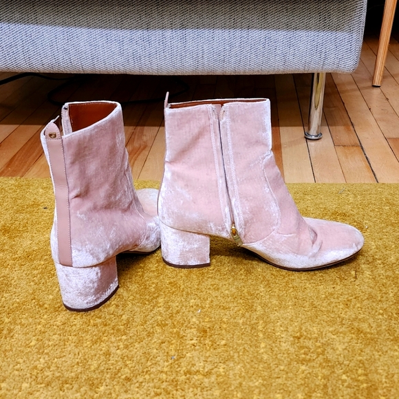 Coach Shoes - Exquisite Coach Ankle Boot